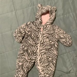 Carter's Gray Pink Plush Quilted Snowsuit 3-6 months